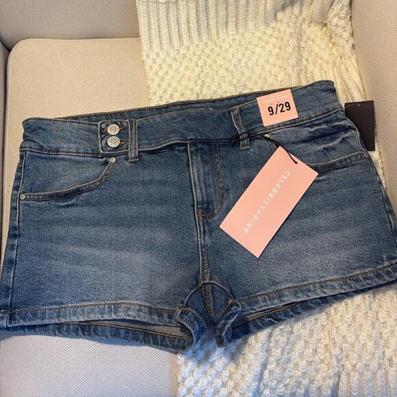 Celebrity Pink Denim Shorts Size 9/29 NWT - Picture 2 of 5